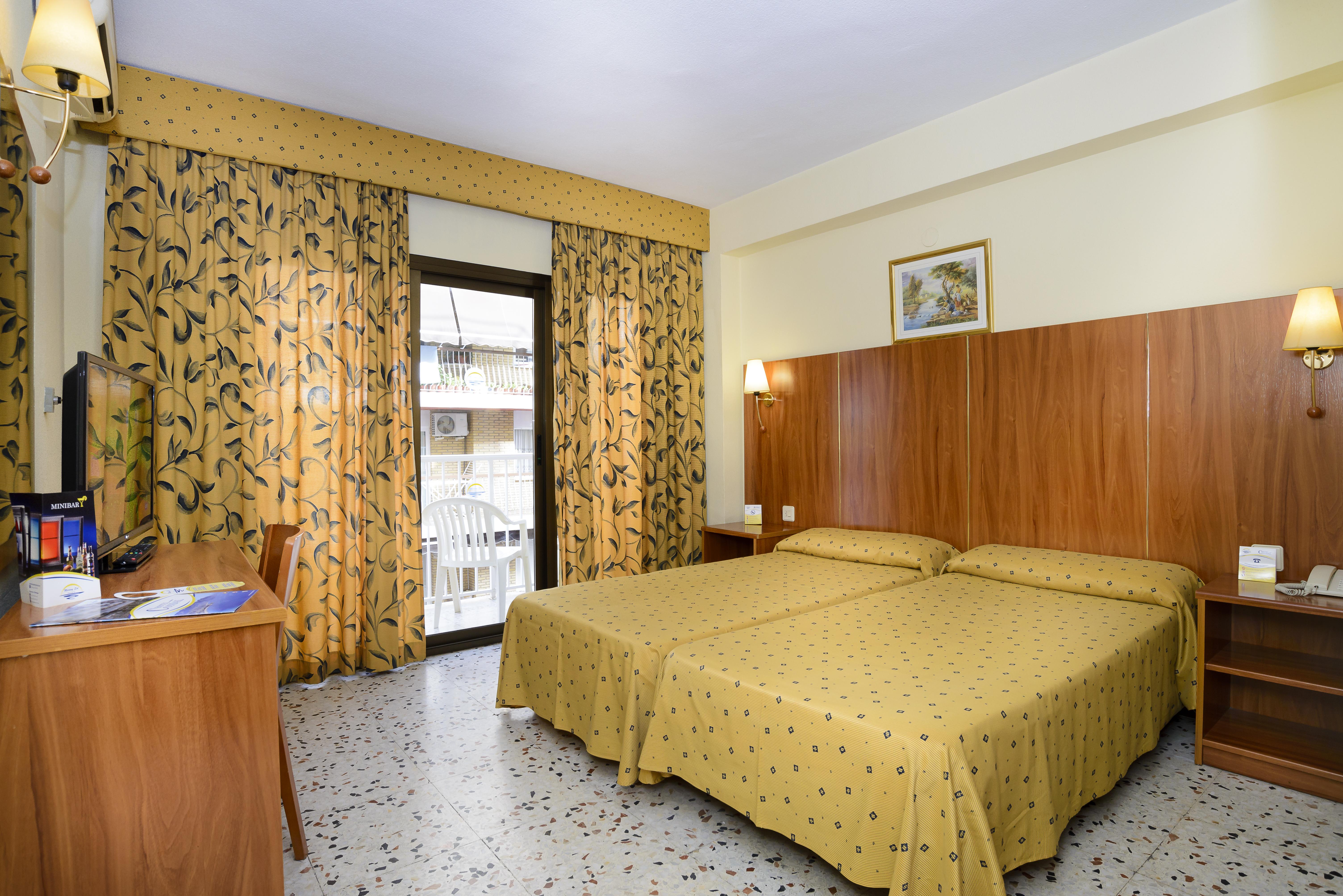 Hotel Mareny Бенидорм Экстерьер фото